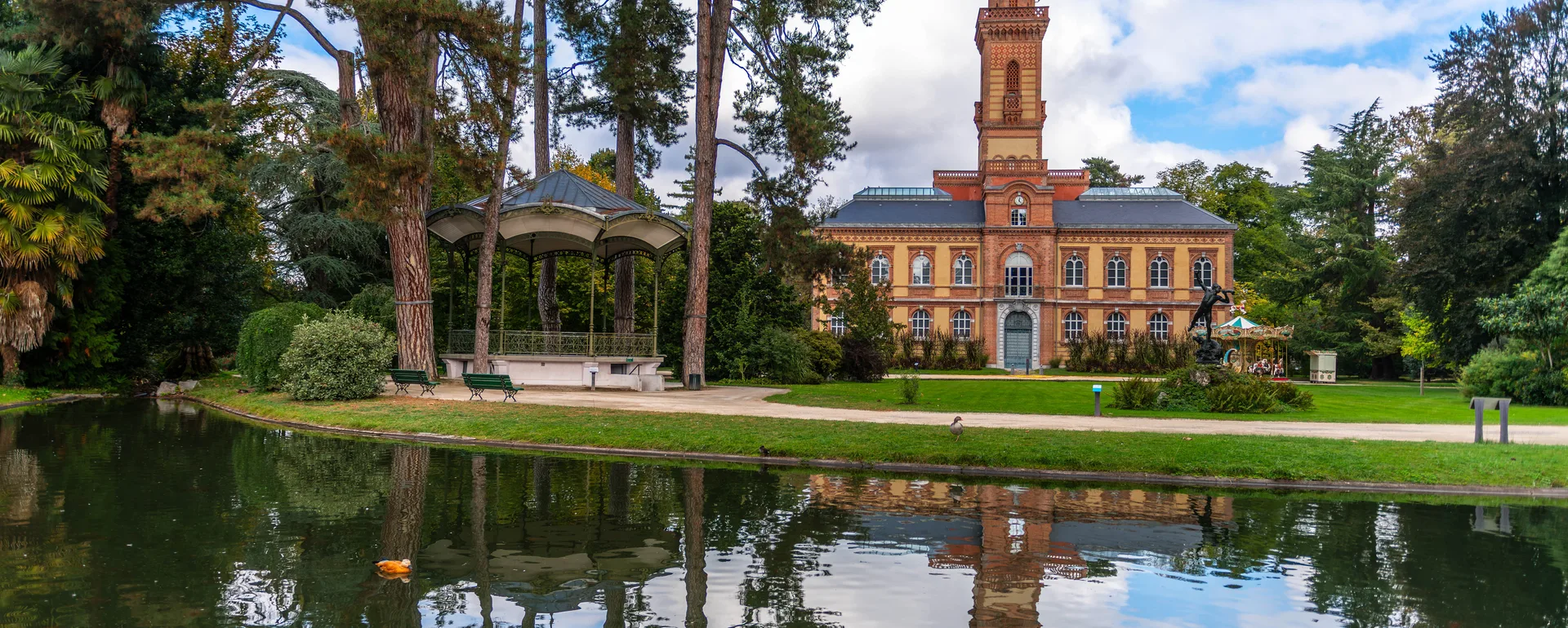 Vivre à Tarbes — le musée Massey et son parc, jardin remarquable au centre-ville